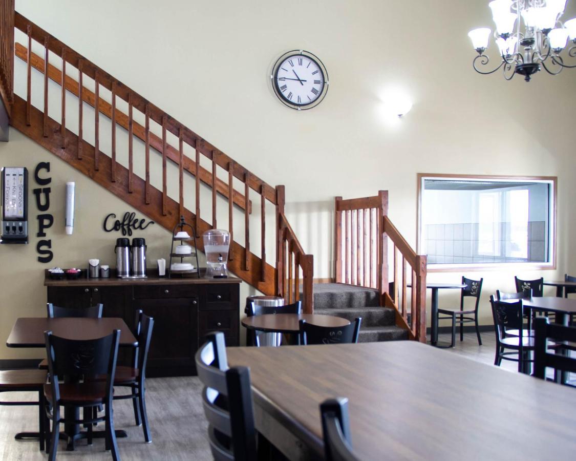 New Victorian Inn & Suites-Норфолк Екстериор снимка