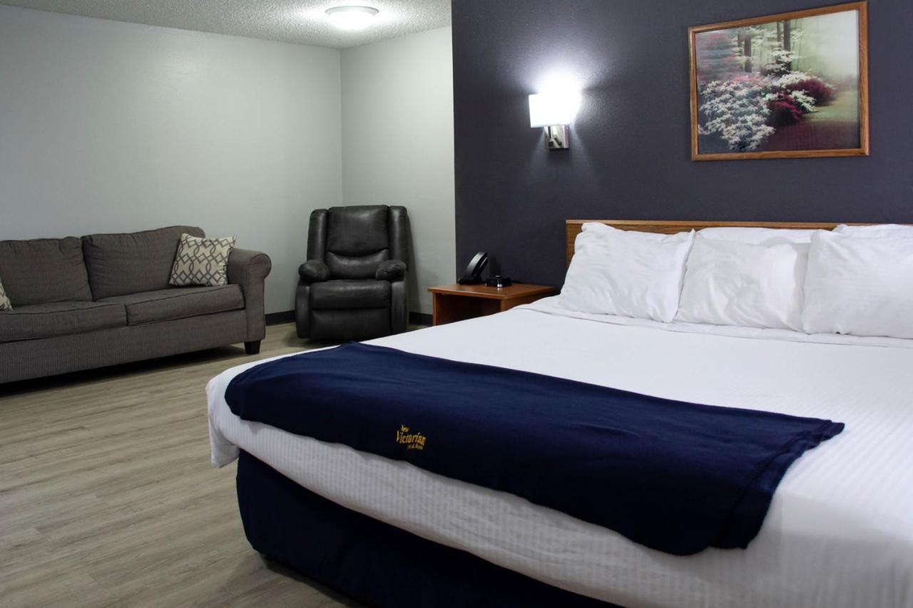 New Victorian Inn & Suites-Норфолк Екстериор снимка