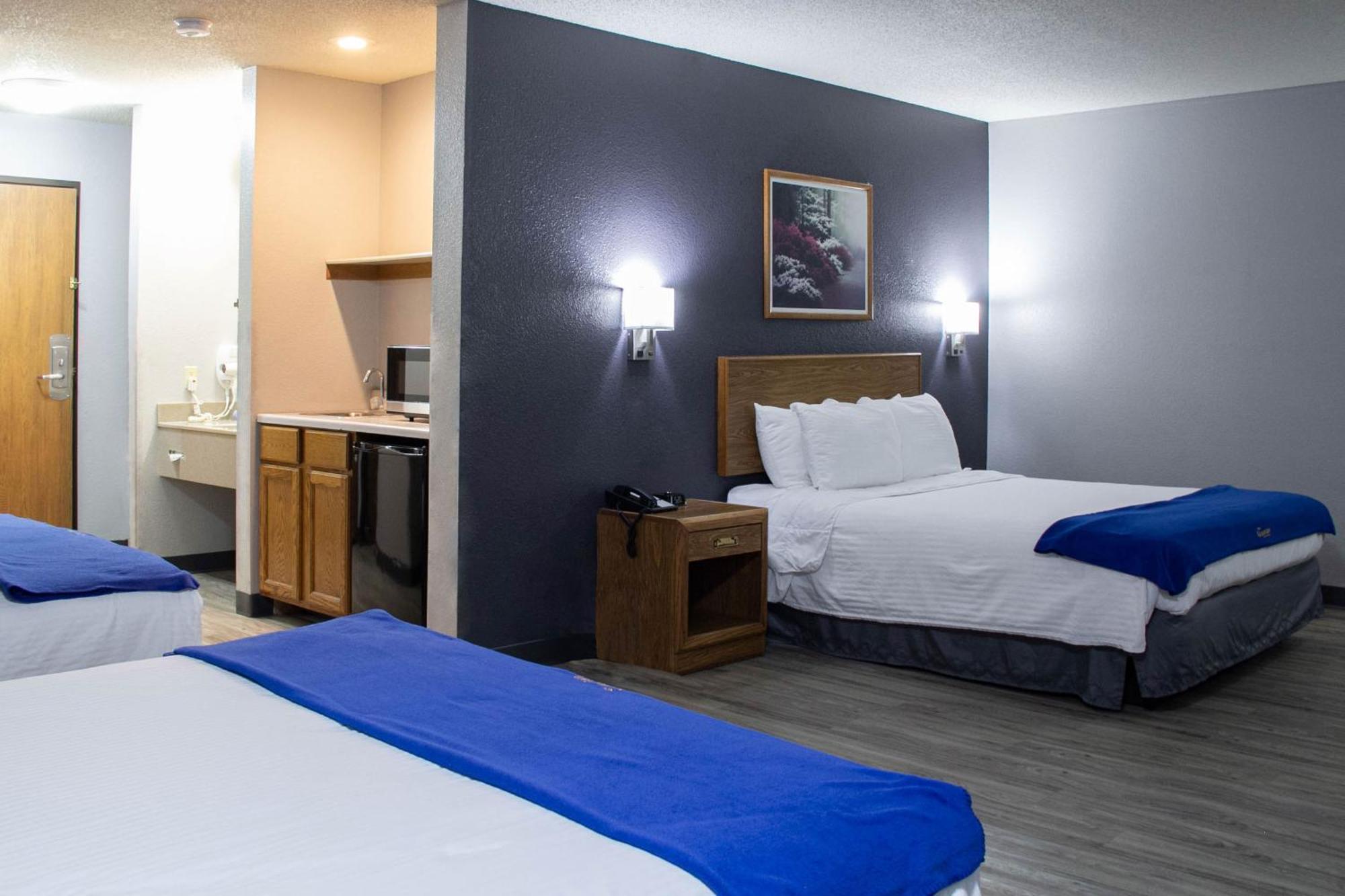 New Victorian Inn & Suites-Норфолк Екстериор снимка